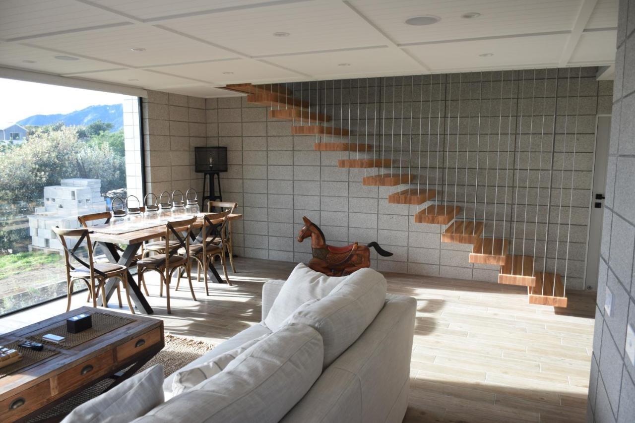 157 Field Way Luxury Lodge Waikanae Exterior foto