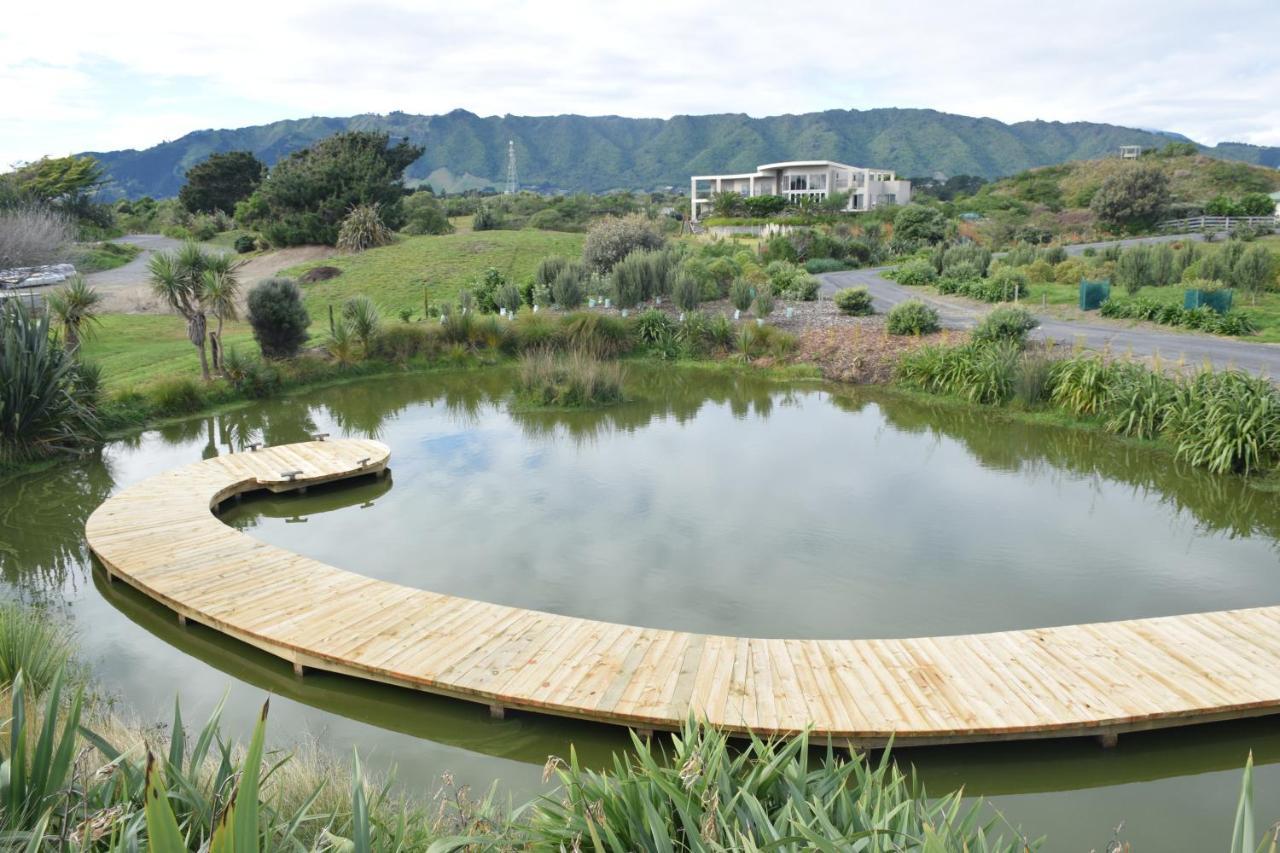 157 Field Way Luxury Lodge Waikanae Exterior foto