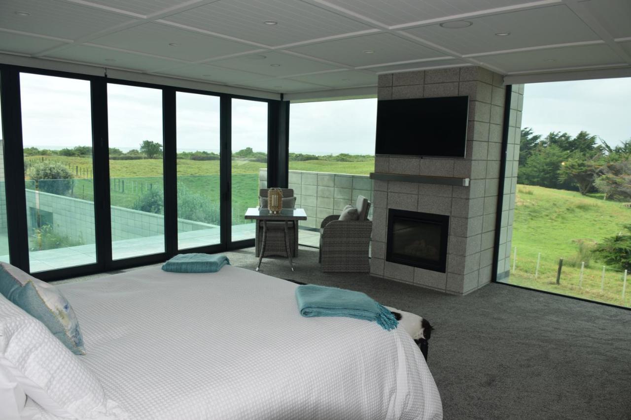 157 Field Way Luxury Lodge Waikanae Exterior foto
