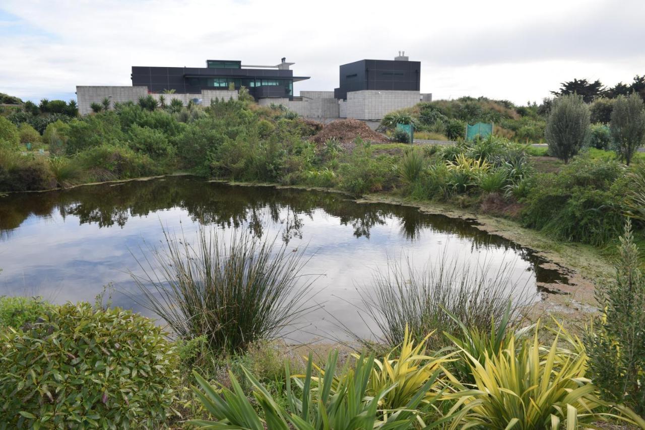 157 Field Way Luxury Lodge Waikanae Exterior foto