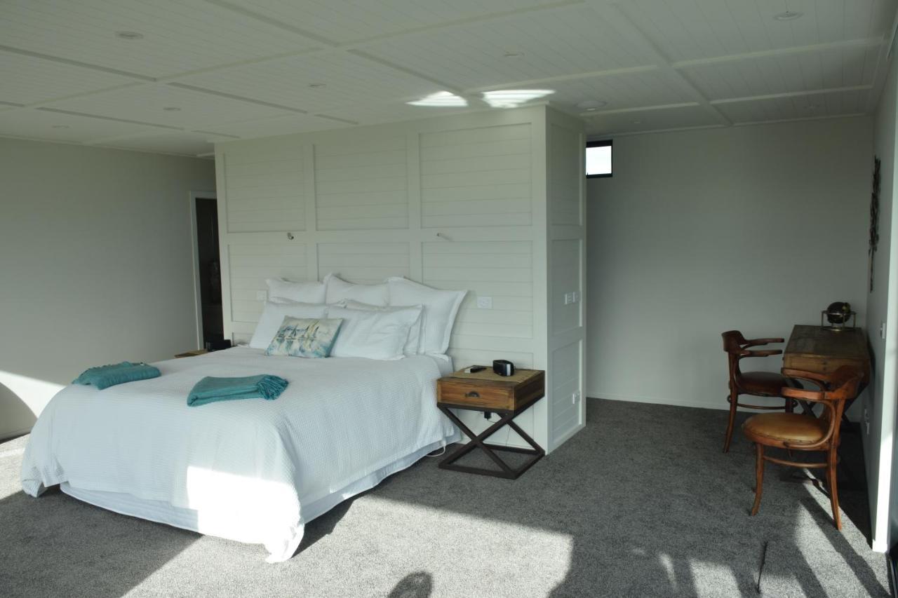 157 Field Way Luxury Lodge Waikanae Exterior foto