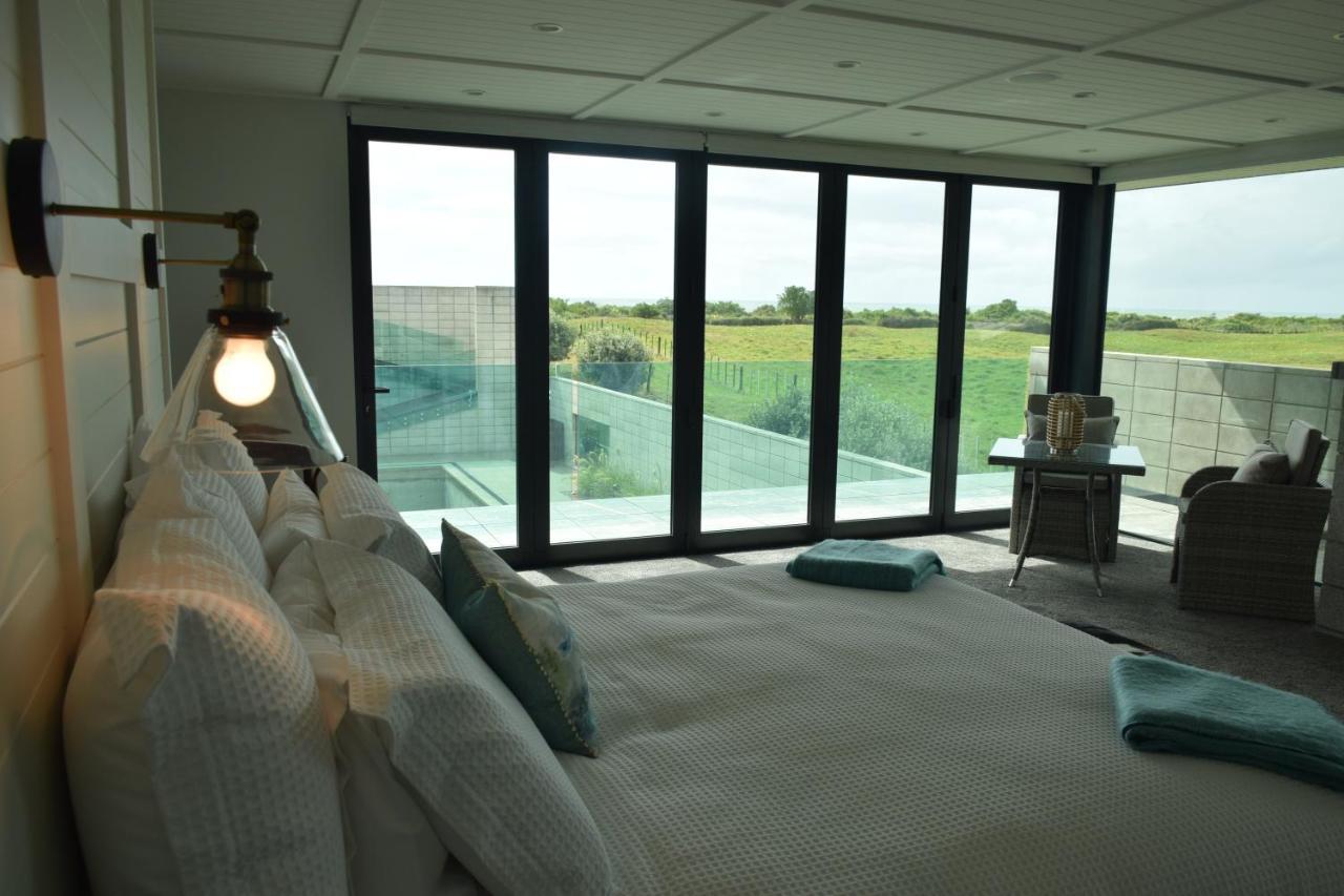 157 Field Way Luxury Lodge Waikanae Exterior foto