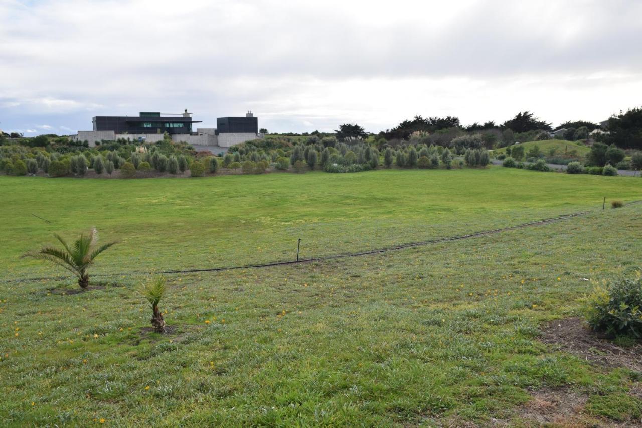 157 Field Way Luxury Lodge Waikanae Exterior foto